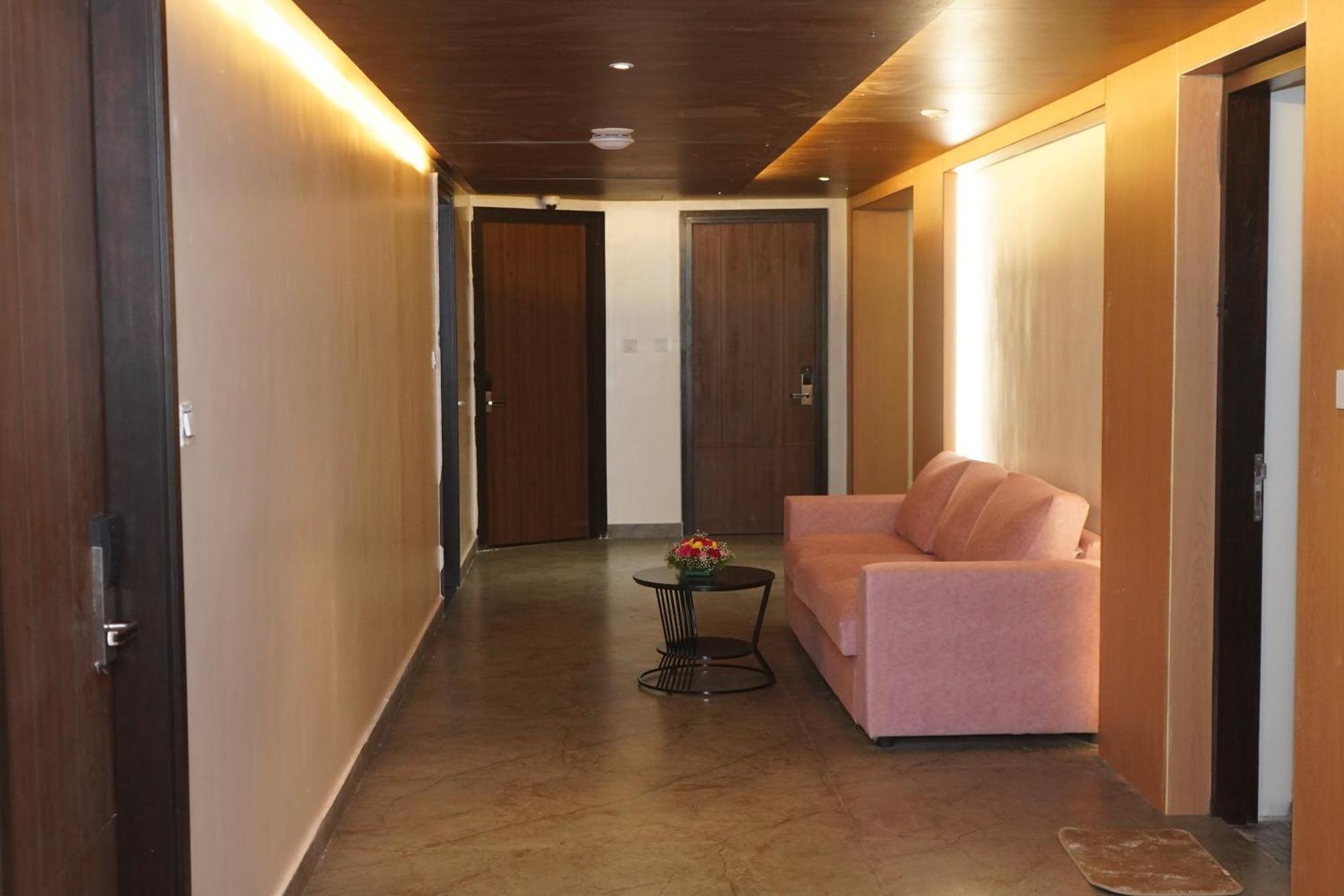 Vantara Suites Vellore Ngoại thất bức ảnh