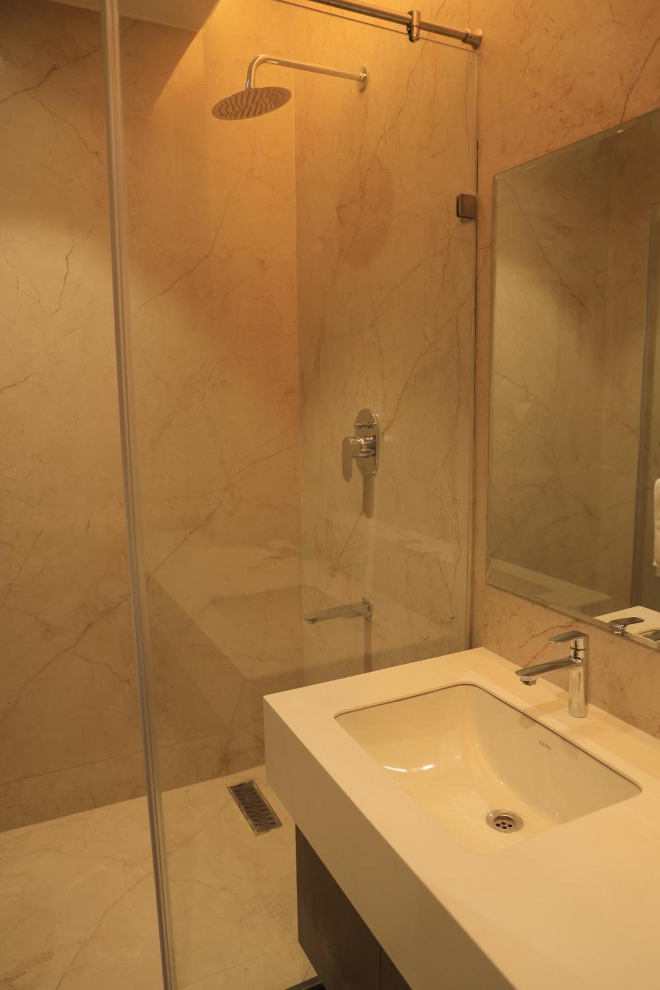 Vantara Suites Vellore Ngoại thất bức ảnh