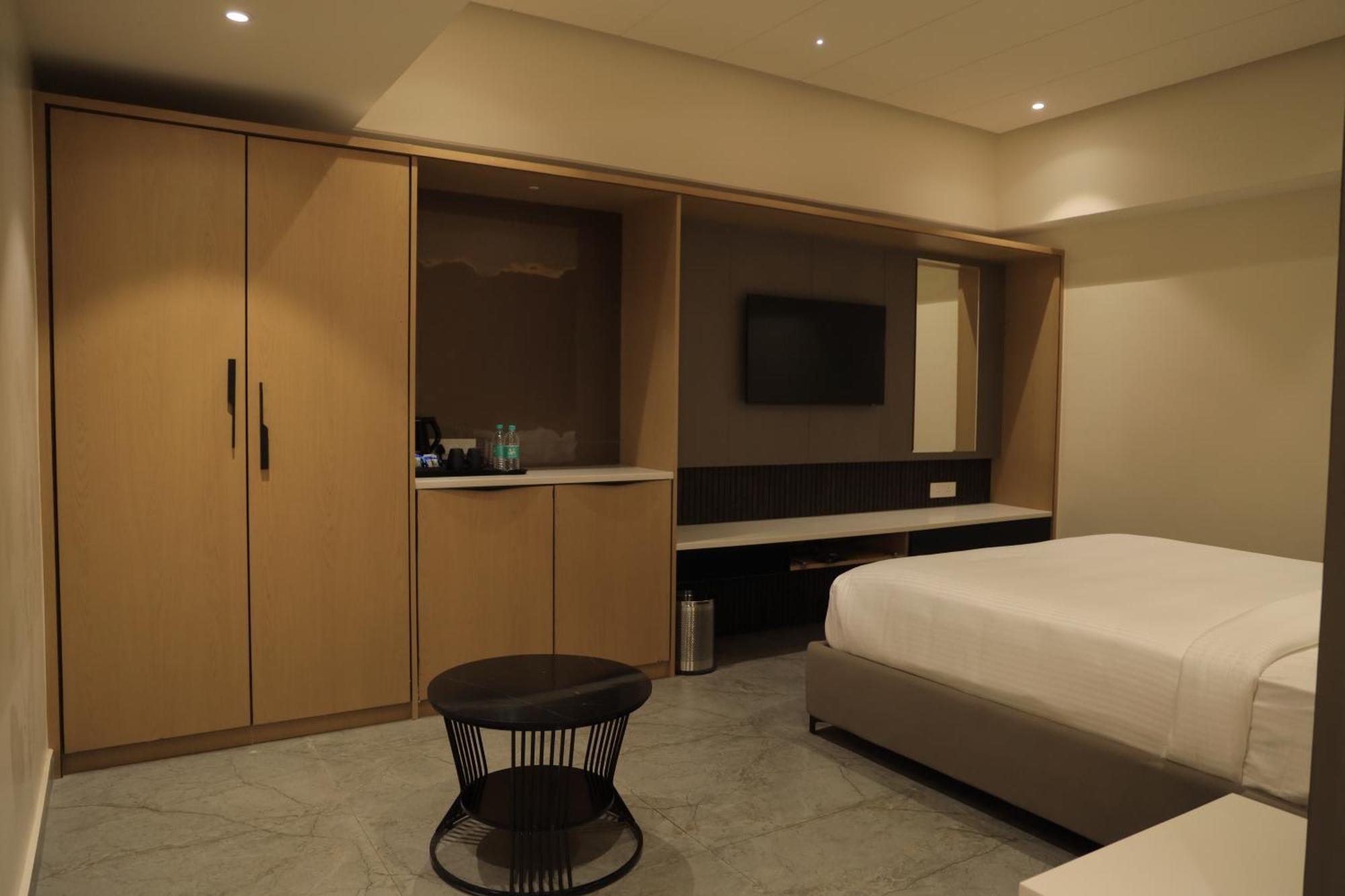 Vantara Suites Vellore Ngoại thất bức ảnh