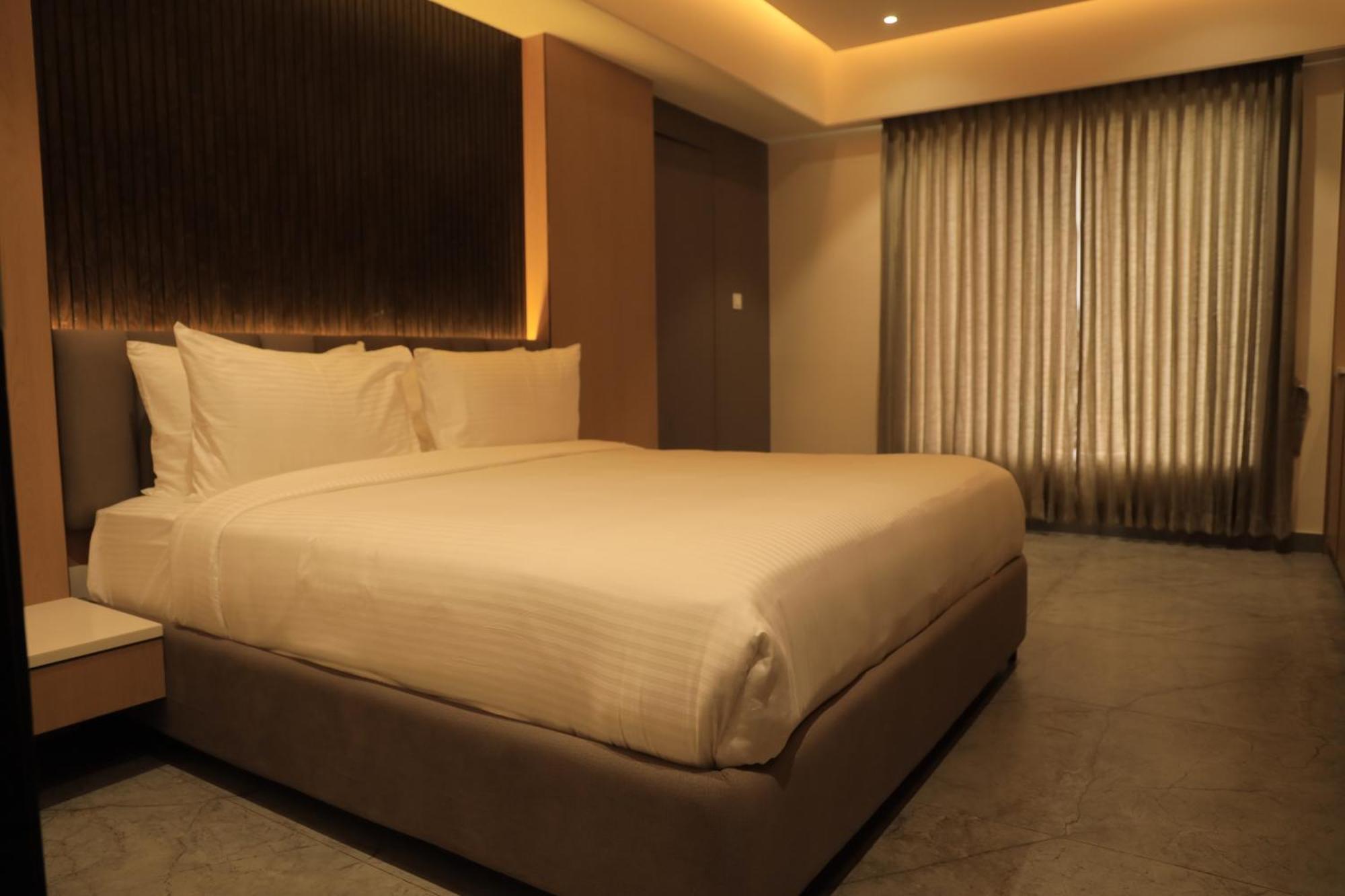 Vantara Suites Vellore Ngoại thất bức ảnh